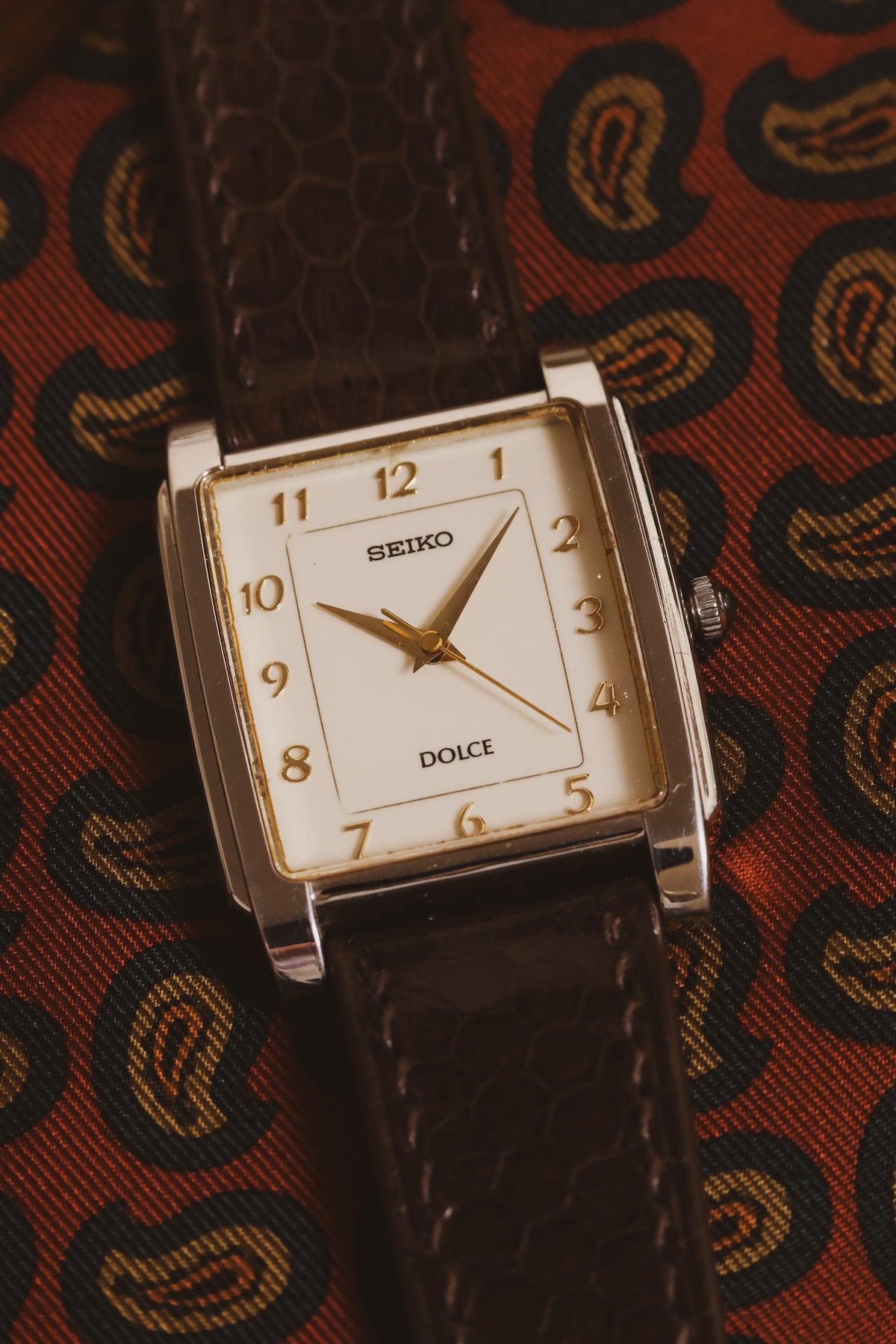 1995 Seiko Dolce Ivory Dial Stepped Case Tank