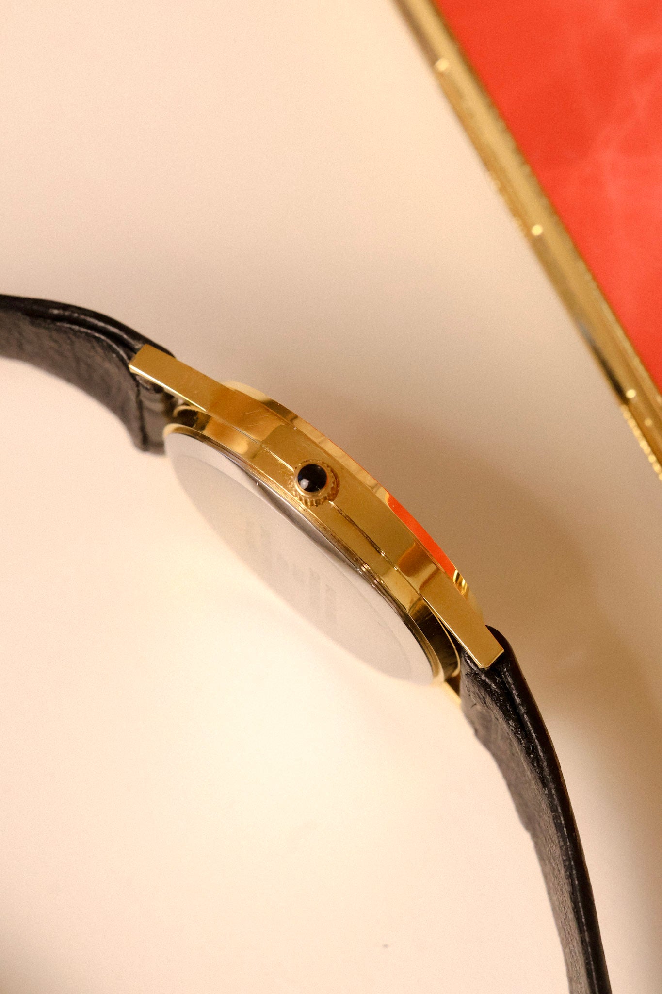 Neo-vintage Armitron Diamond Quartz