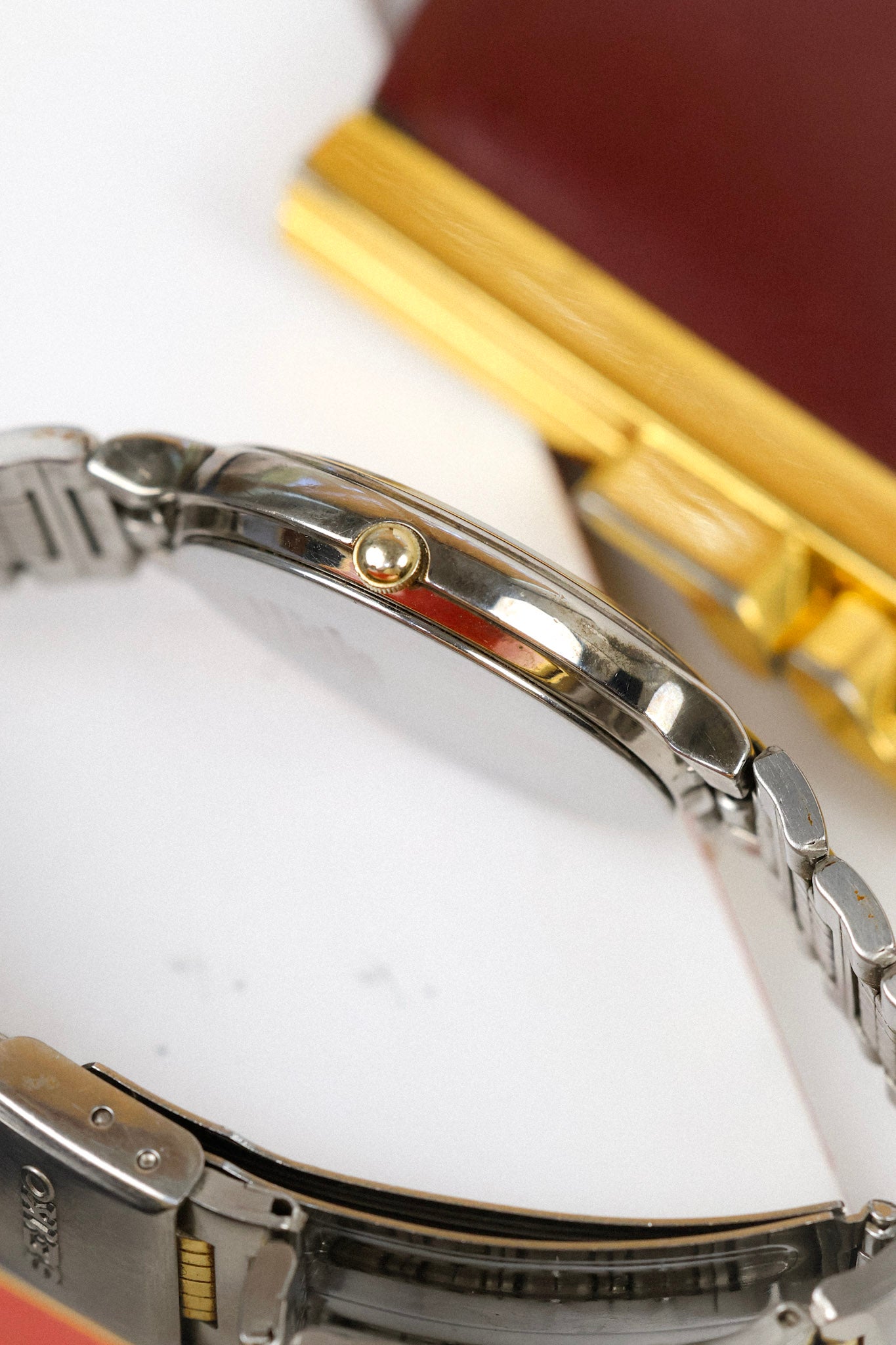 1990 Seiko SQ Champagne Script Font Day-Date