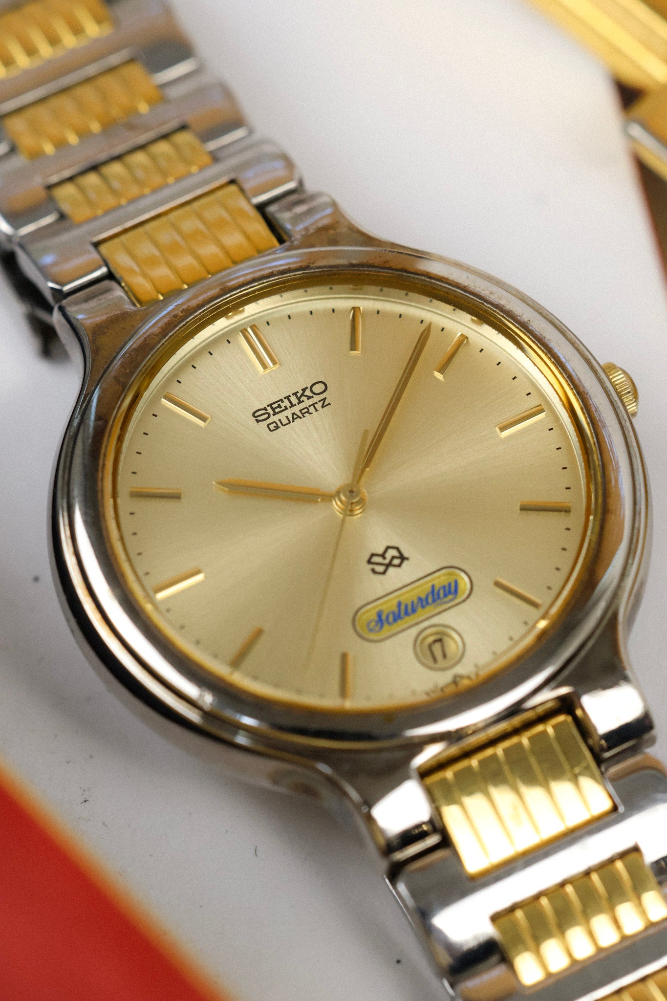 1990 Seiko SQ Champagne Script Font Day-Date