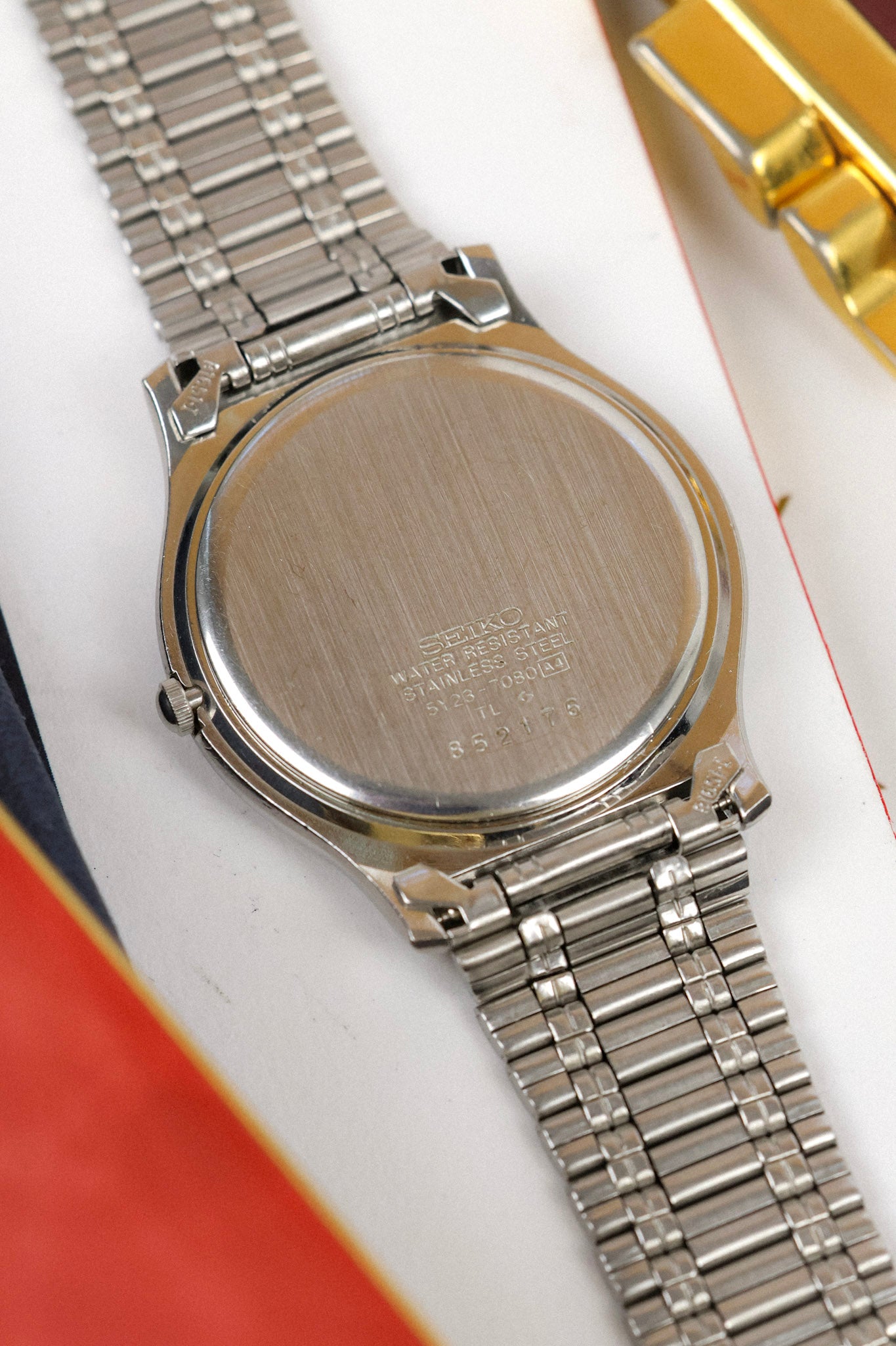 1988 Seiko SQ Geometric Script Font Day-Date