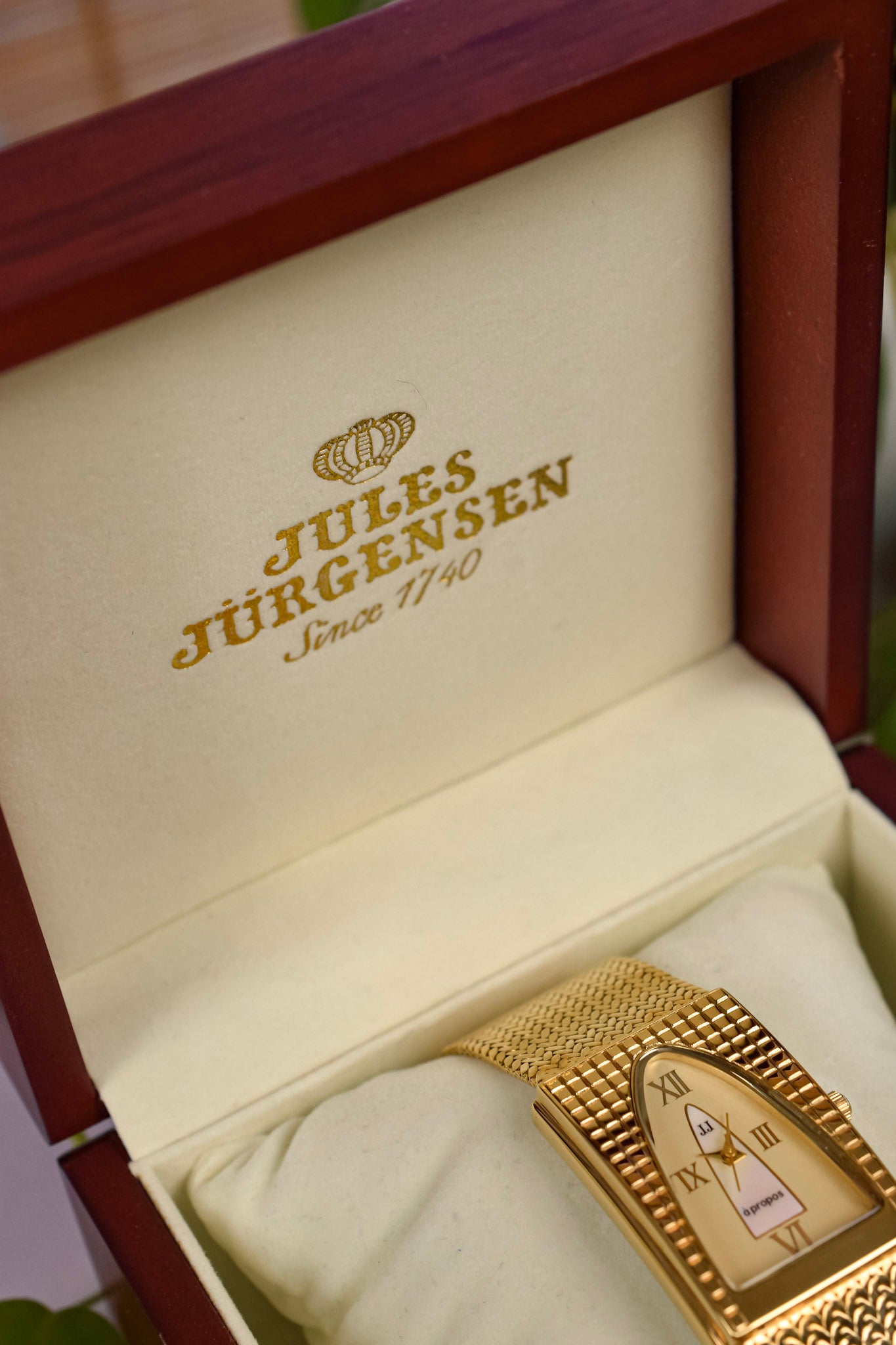 1980s Jules Jurgensen Quartz A Propos - New Old Stock