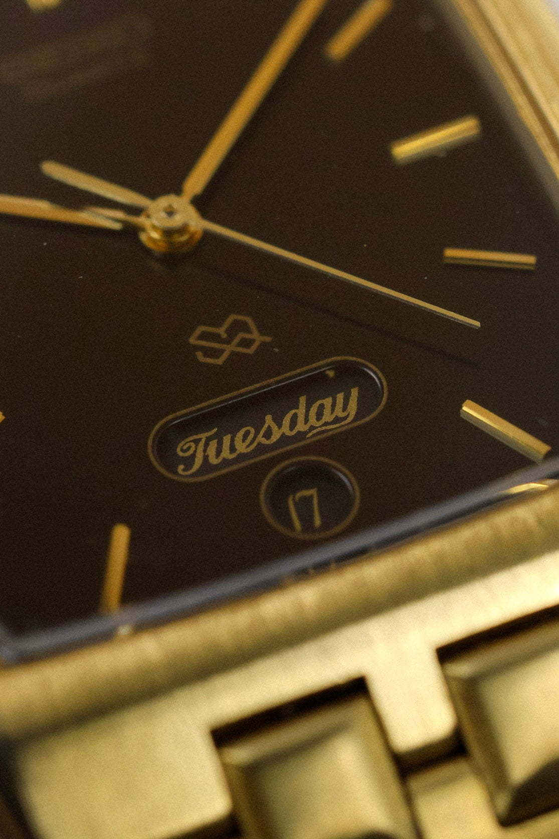 1989 Seiko SQ Golden Tank Script Day-Date