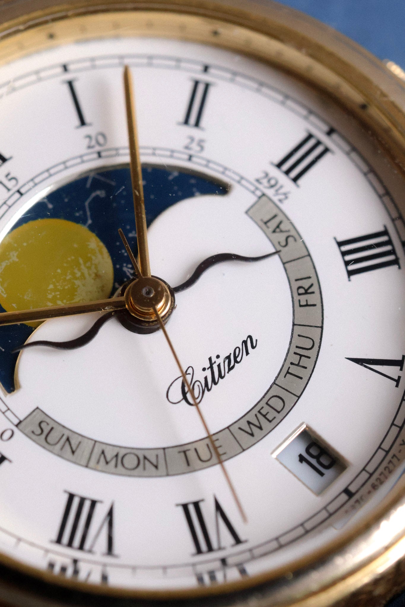 1987 Citizen Moonphase Calendar - Midsized