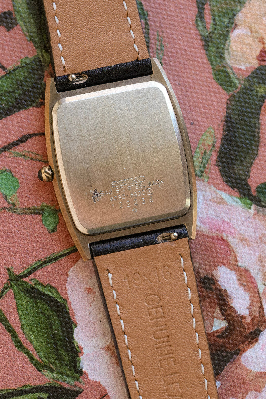 1981 Seiko Dolce NSAG Roman Tonneau