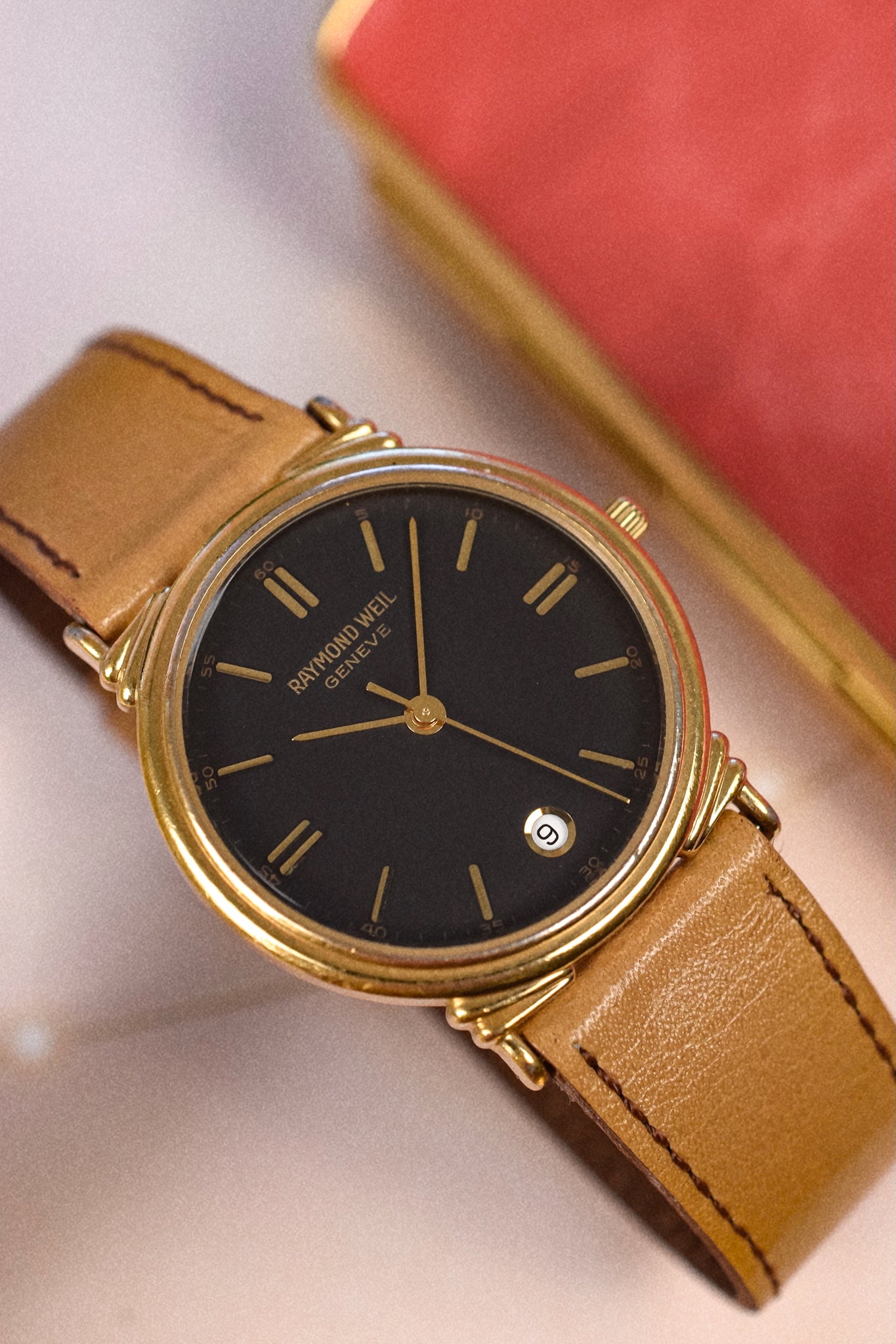 Neo-vintage Raymond Weil