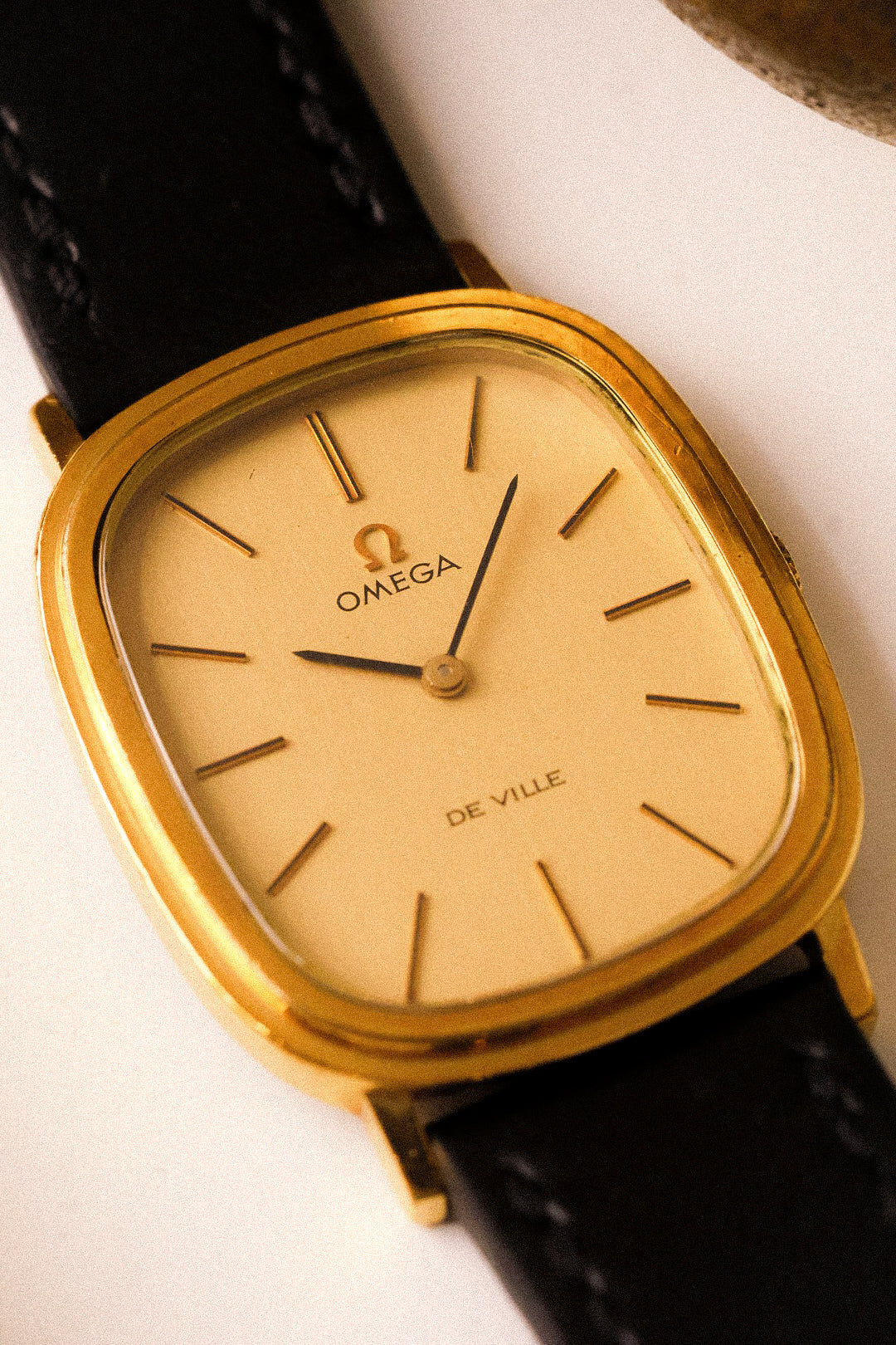 1970s Mechanical Omega De Ville Golden Ellipse