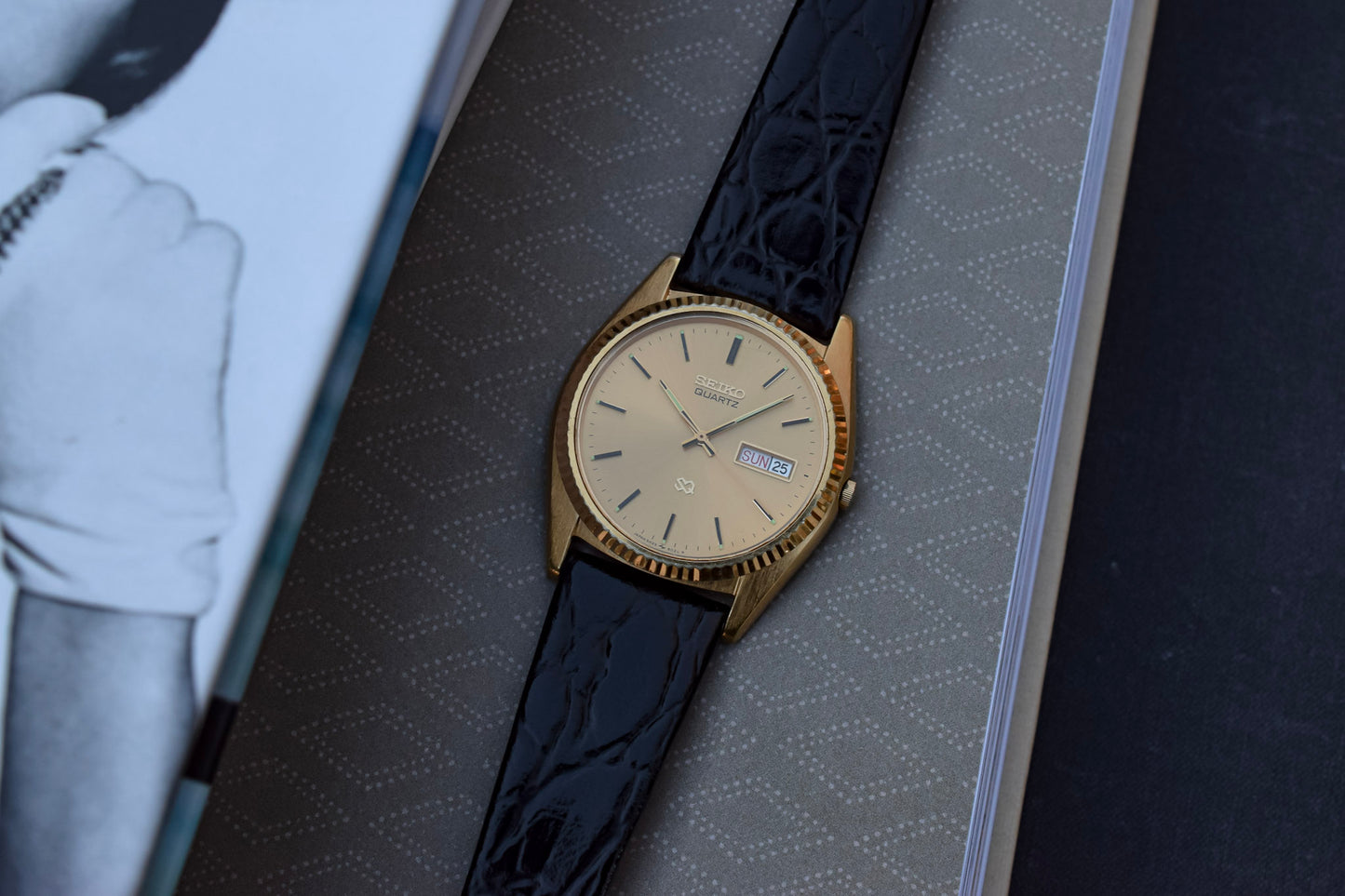 Vintage Seiko Quartz Day/Date Fluted Bezel Watch