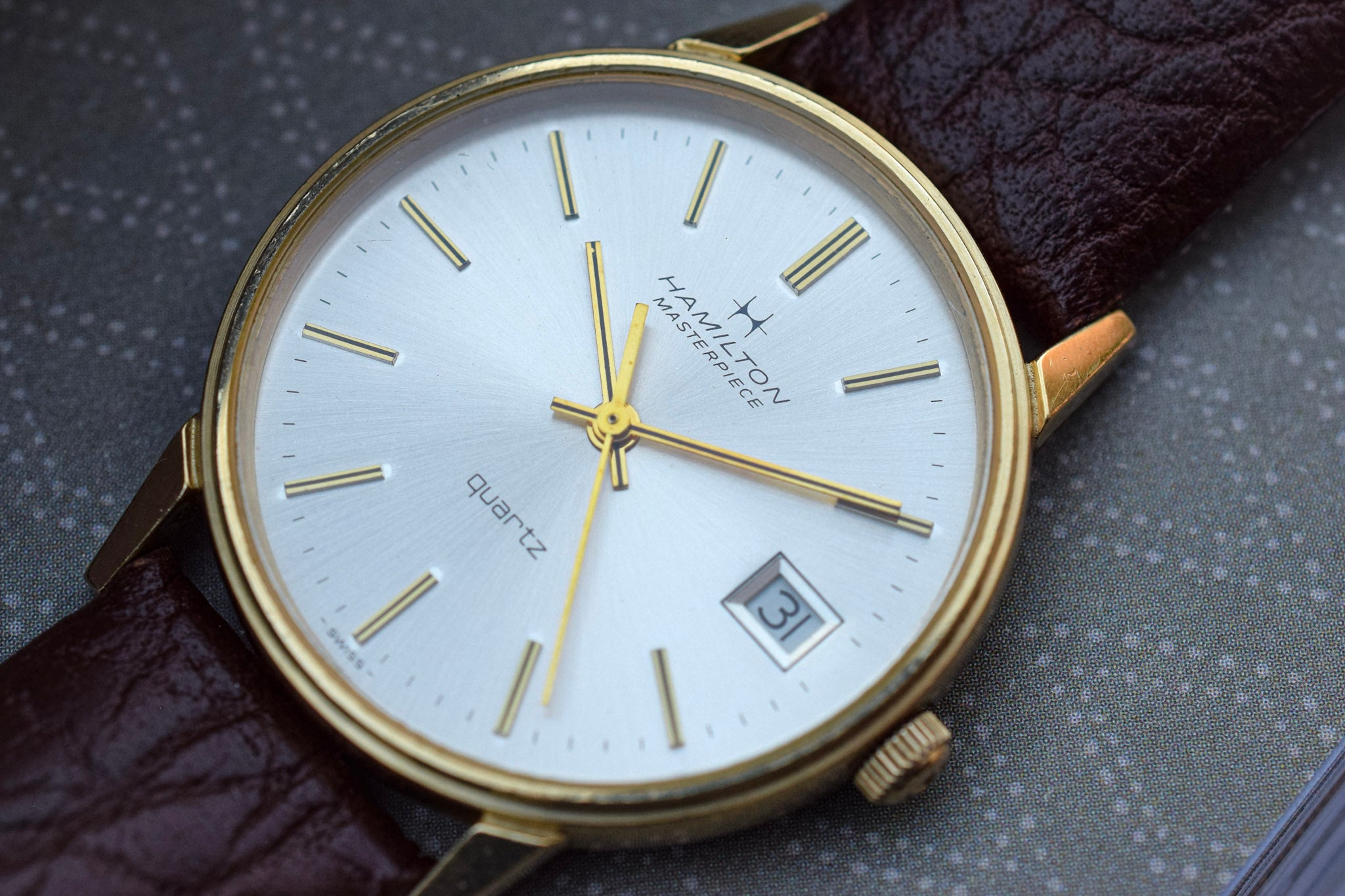 10k hamilton vintage online watch