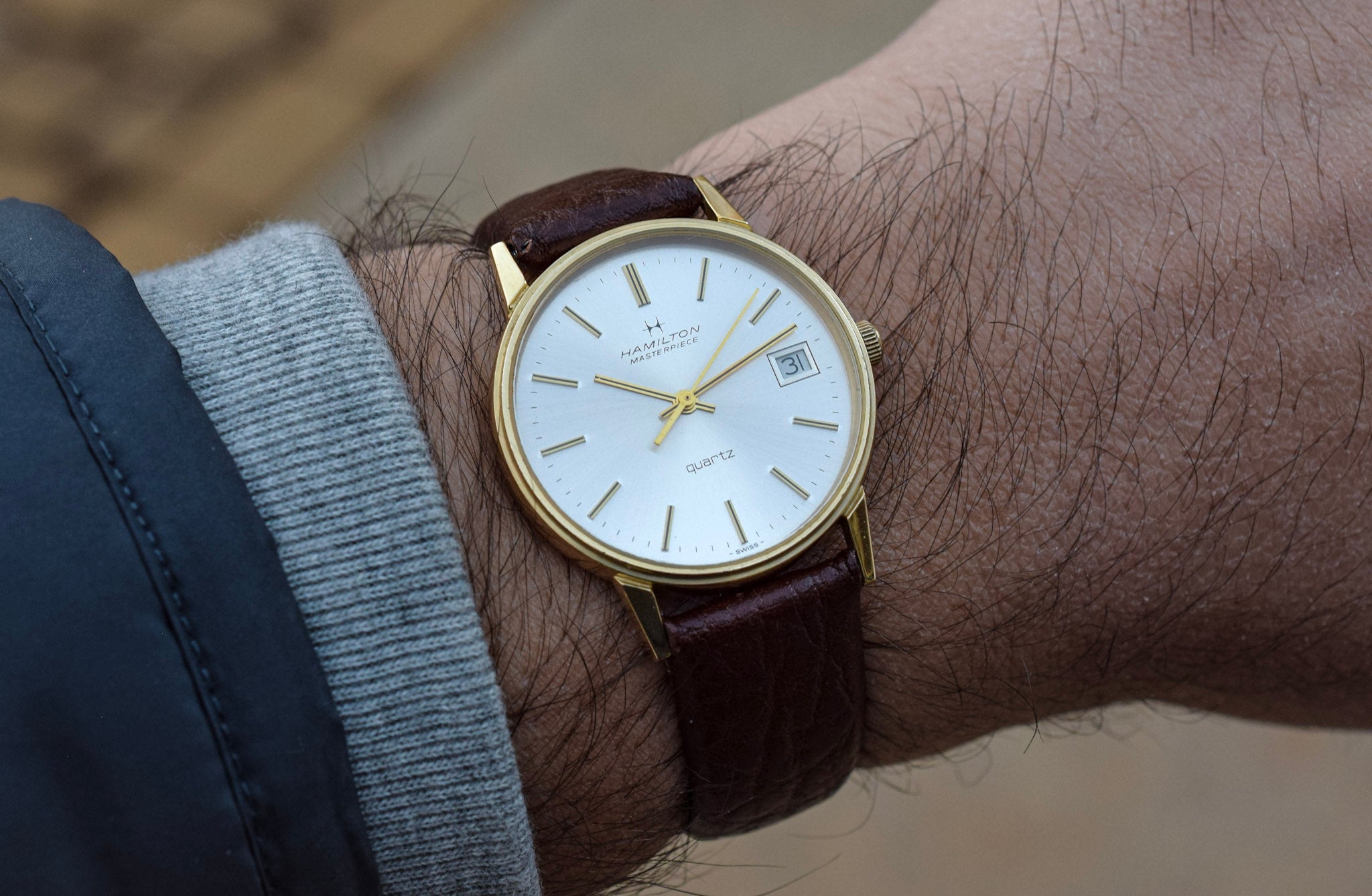 Hamilton quartz watch outlet gold